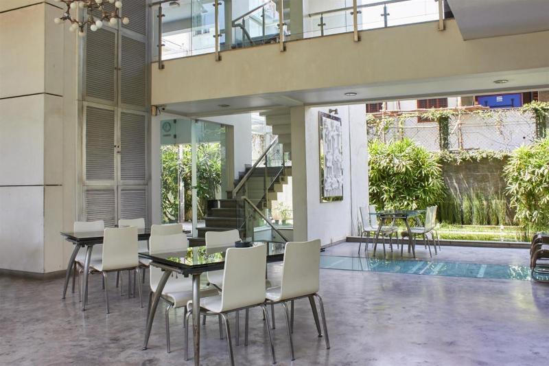 Aparthotel Purple Lotus à Bangalore Extérieur photo